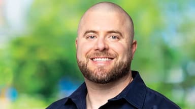 Liberal candidate dropped over comments about women