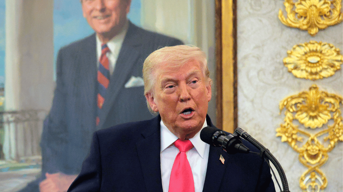 Trump signs new orders restricting birthright citizenship