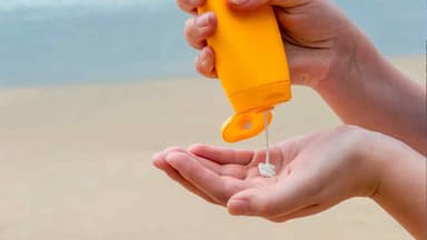 One in 14 Australians were sunburnt in the past week
