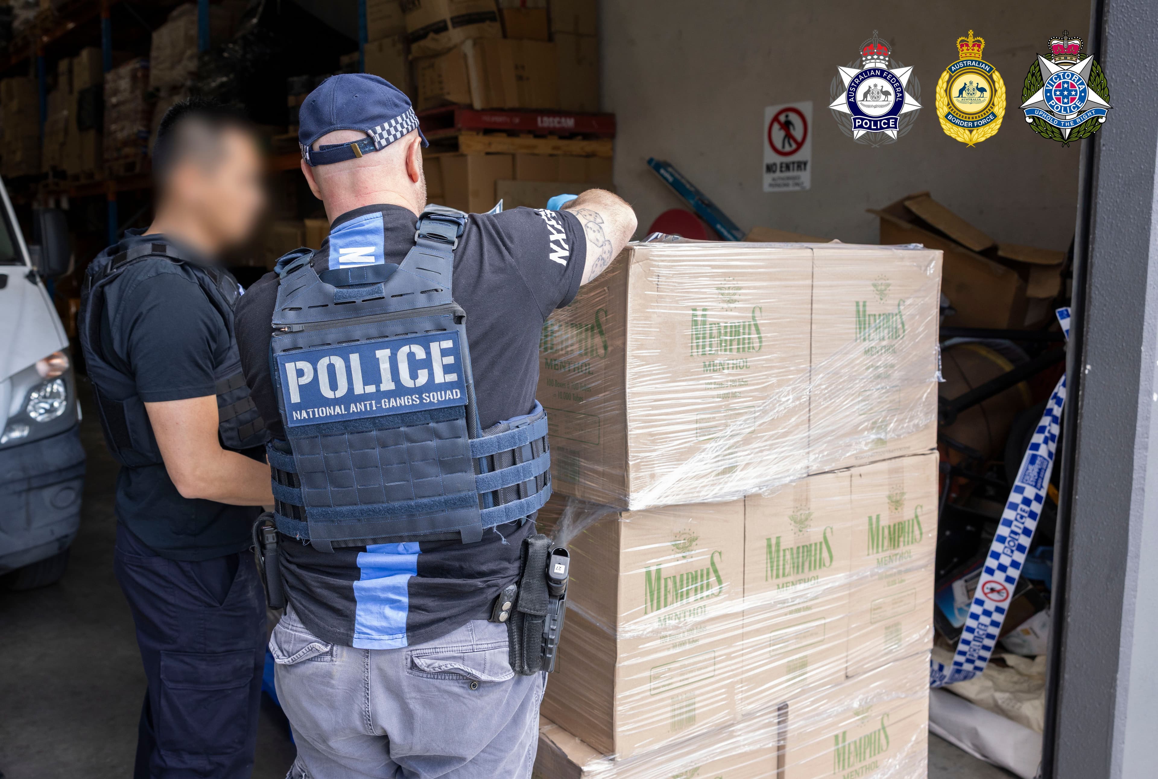 Reports estimate illicit tobacco costs Australia billions