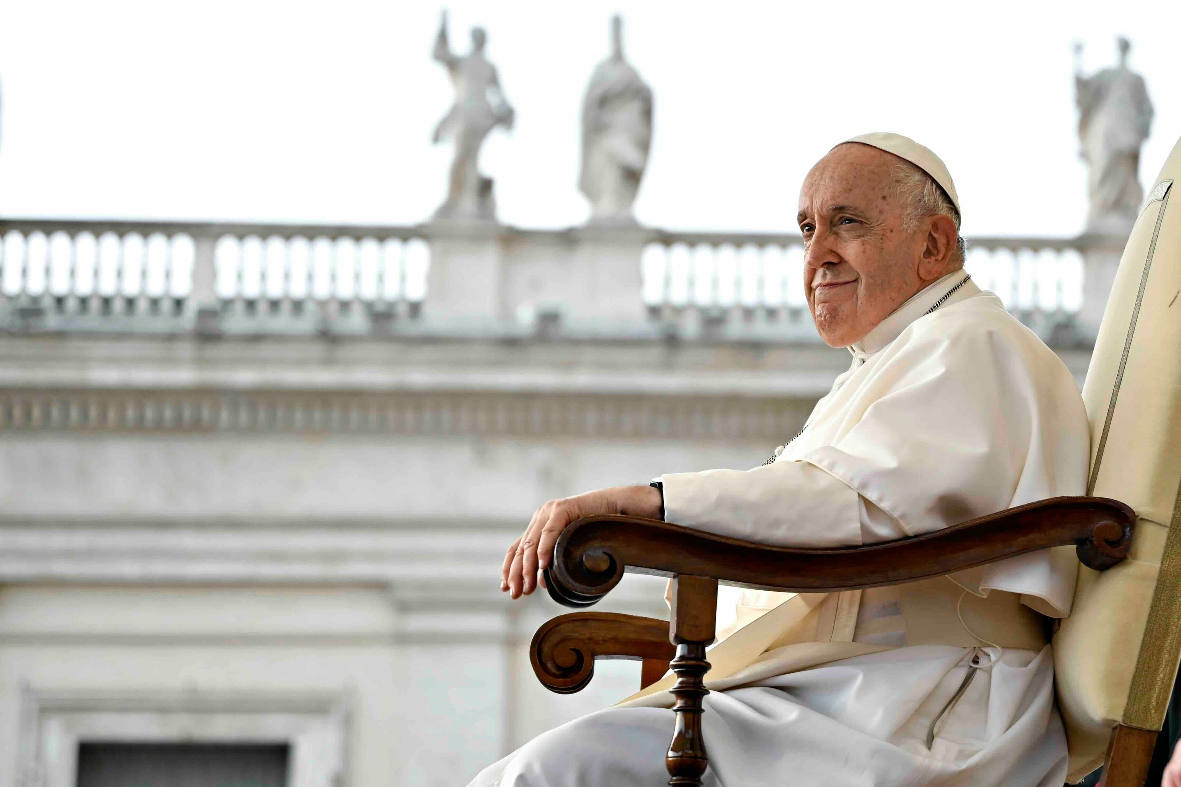 What happens when the pope dies? The conclave, explained