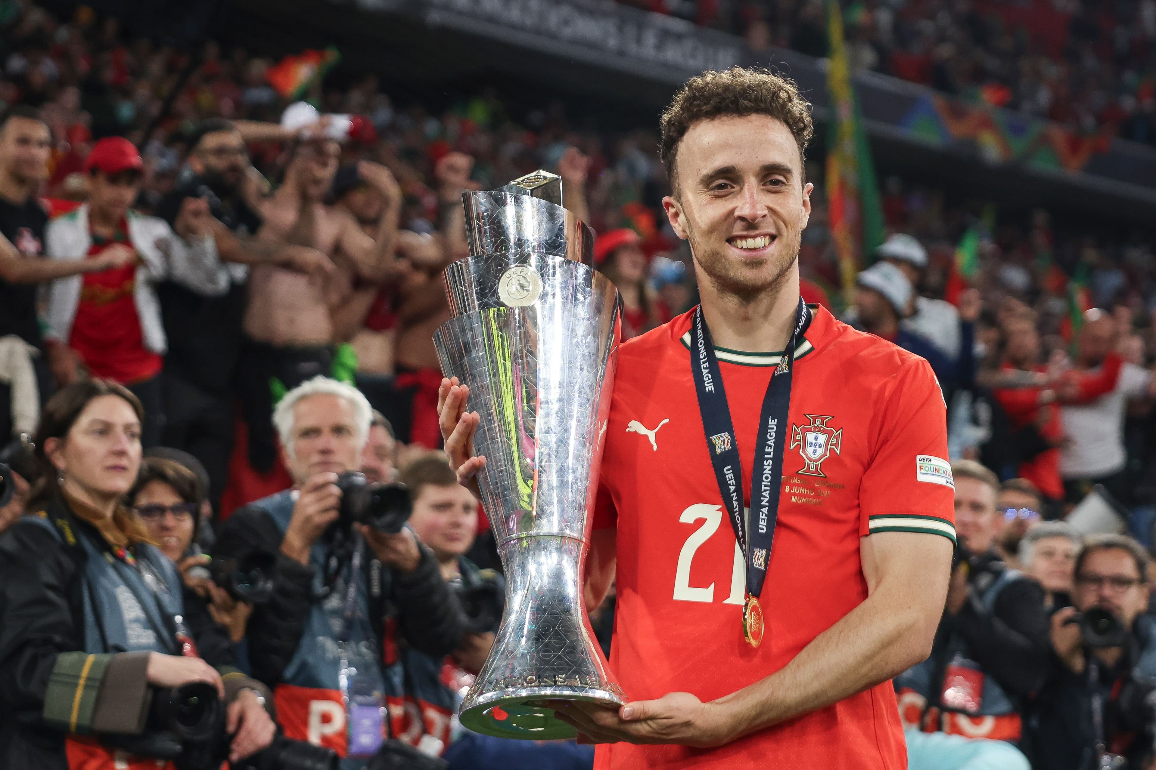 Football star Diogo Jota has reportedly died in a car crash