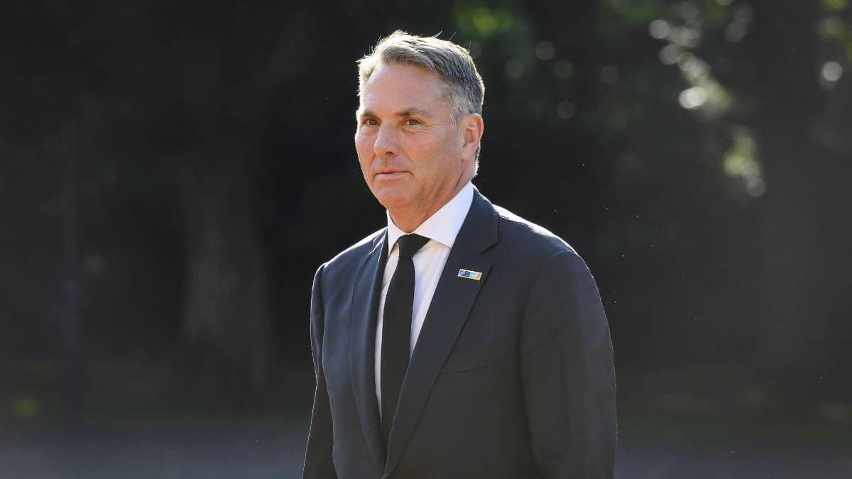 Australia plans to sign $10 billion warship deal with Japan