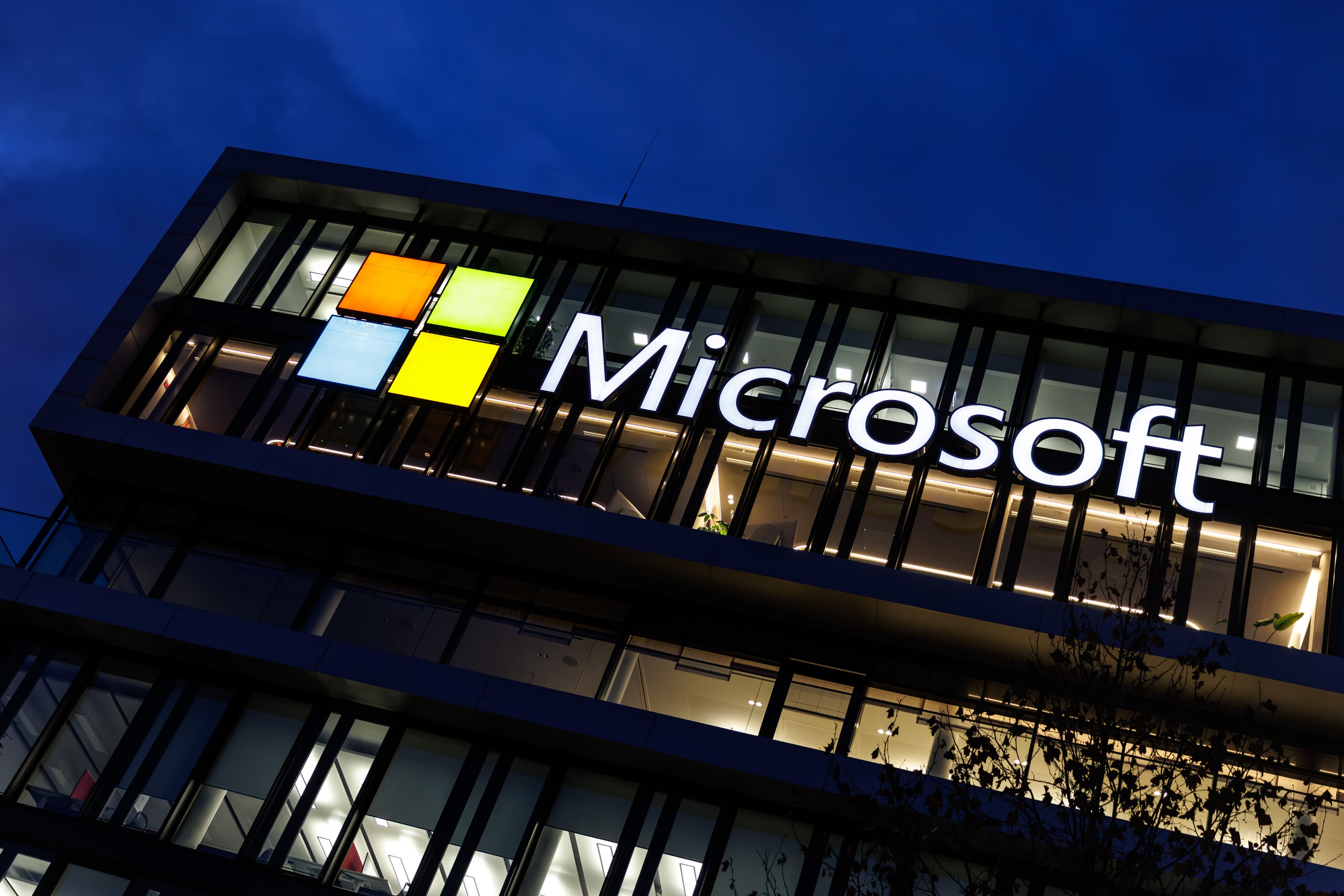 Microsoft signs deal with Australia’s peak union body on AI