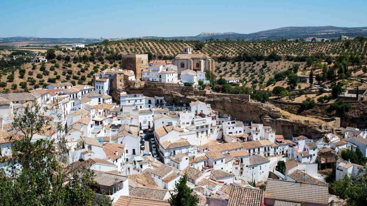 Spain plans to tax residents outside the EU 100% on housing