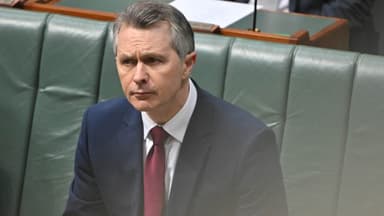 The 20% HECS debt discount has been introduced to Parliament
