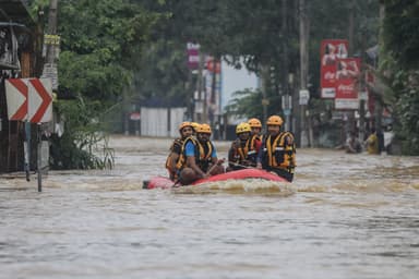 Hundreds of people have died in extreme weather across Asia