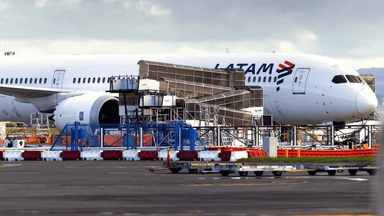 Sydney-Auckland flight drops mid-air