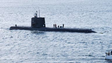 Australia's defence plans uncertain as US reviews AUKUS deal