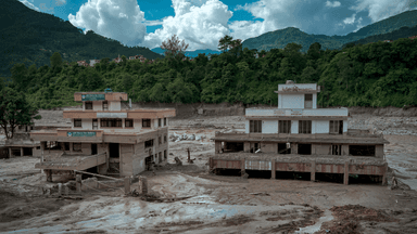Nepal-Tibet floods: death toll at 469, hundreds missing